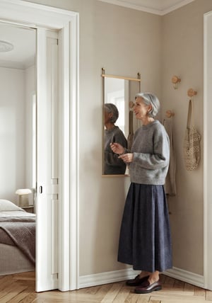 WOUD mirror AI woman